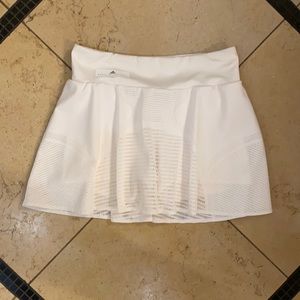 Adidas Stella McCartney white tennis skirt size medium great condition